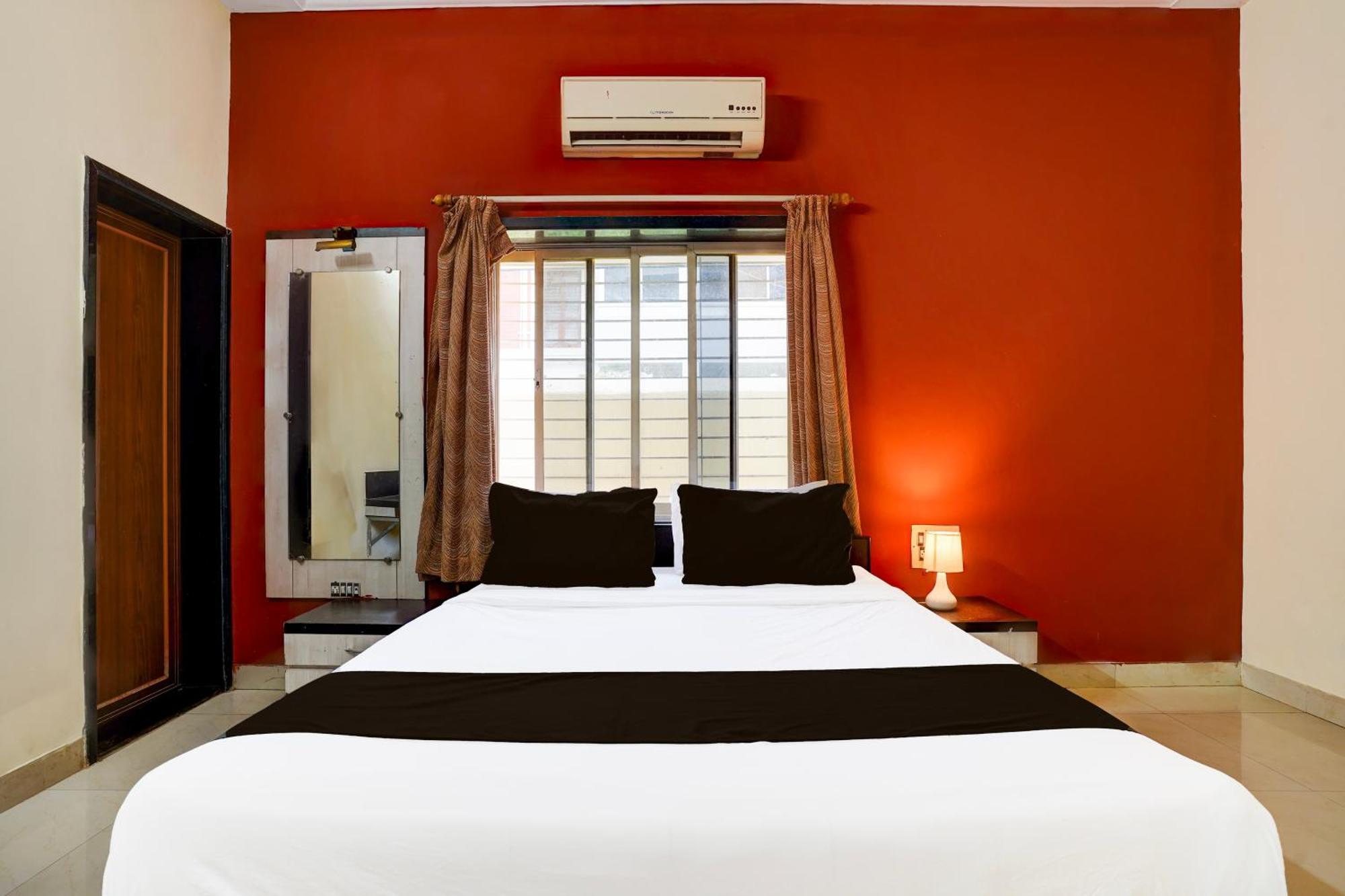 Hotel O Varun Residency Kammasandra Екстериор снимка